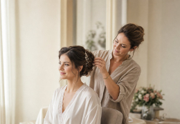 So findest du den perfekten Friseur für deine Hochzeit
