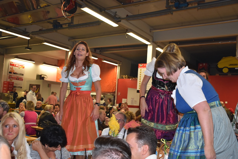 "True Colors" Music & Entertainment – Bild 8