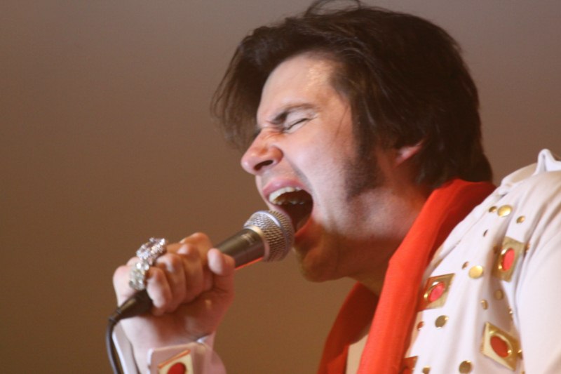Entertainer King-Grace