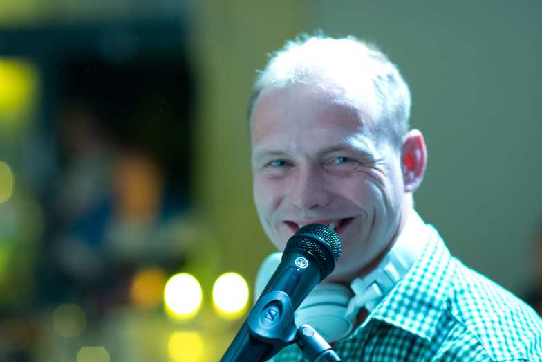 Spiering-Hochzeitsservice - DJ´S & MUSIKBANDS