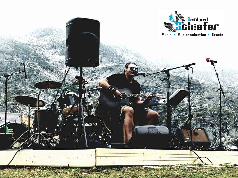 Reinhard Schiefer - DJ´S & MUSIKBANDS