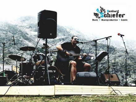 Reinhard Schiefer - DJ´S & MUSIKBANDS