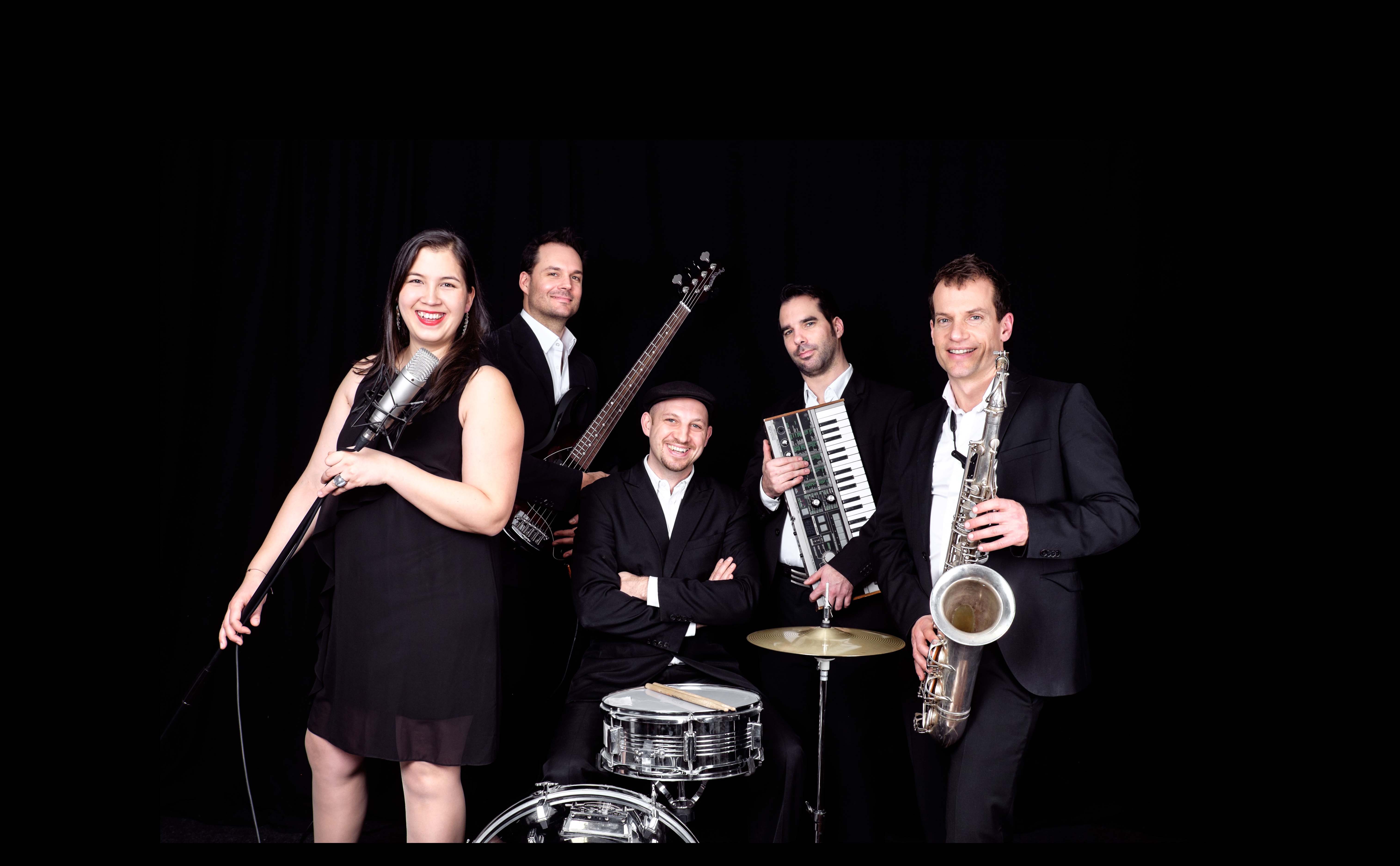 Groove Cafe - DJ´S & MUSIKBANDS