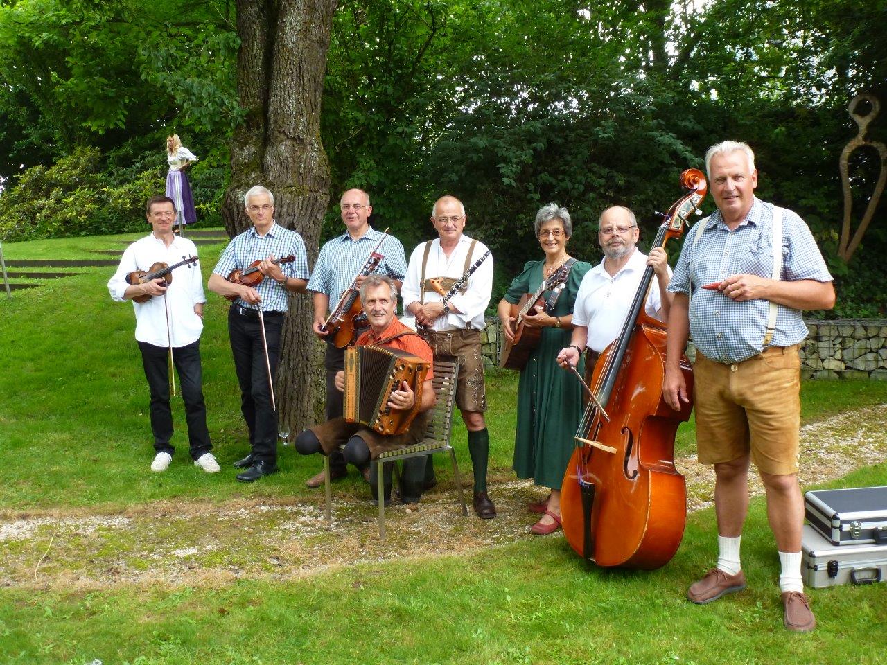 QUER UMI - Echte alpenländische Volksmusik - DJ´S & MUSIKBANDS