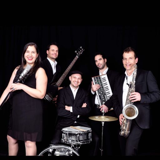 Groove Cafe - DJ´S & MUSIKBANDS