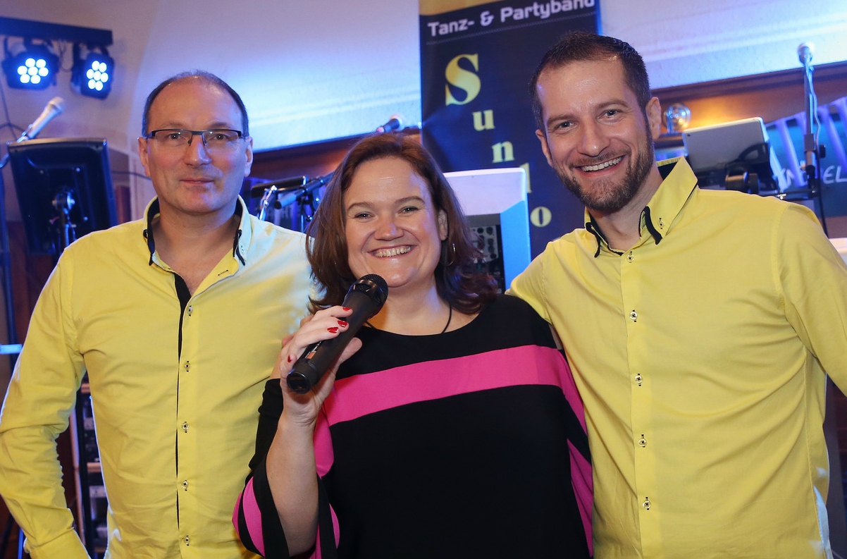 Sundora - DJ´S & MUSIKBANDS